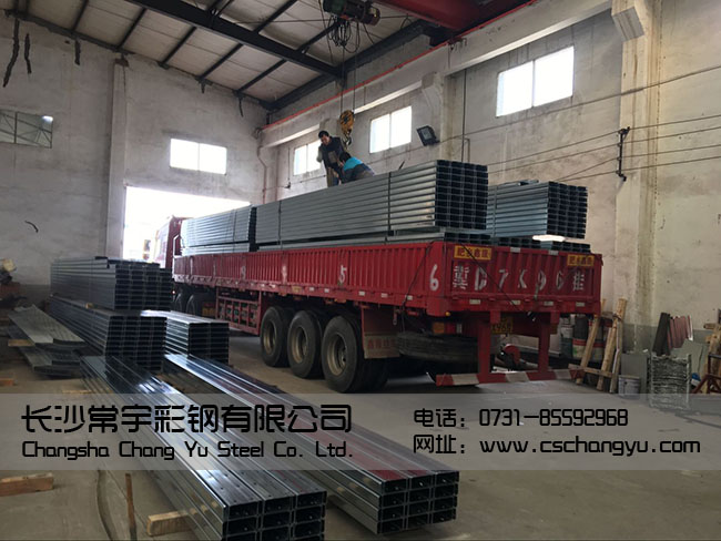 ����c�����������\c���